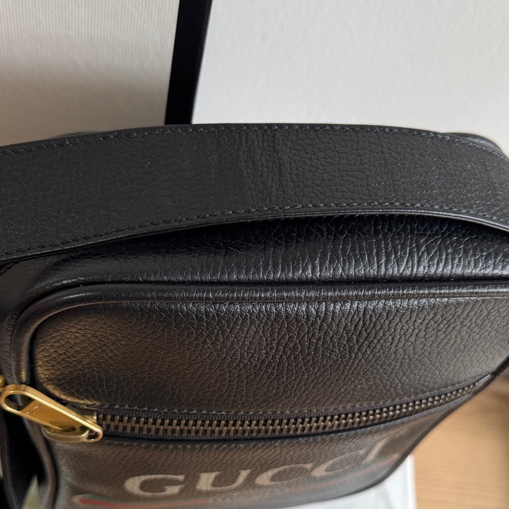 Gucci Black Leather Messenger Bag with Gold Accents - Picture 12 of 15